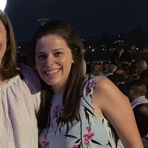 Meet your Posher, Carly